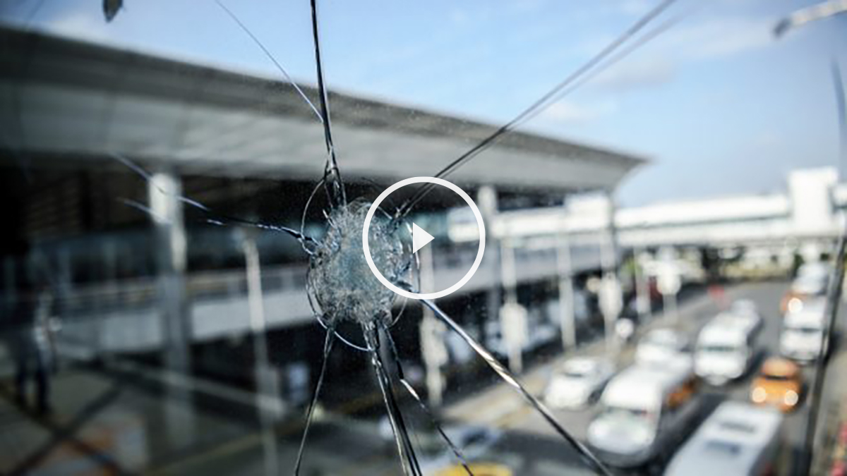 Aeropuerto de Atatürk tras el atentado. (Foto: AFP)