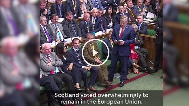 El viral y vibrante discurso de este diputado escocés contra el ‘Brexit’