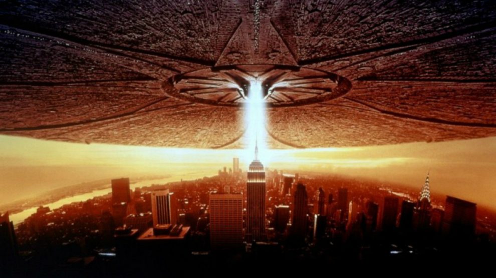 La secuela de Independence Day retoma la trama pocs años después del final de la primera parte.
