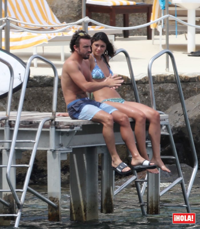 Fernando Alonso junto con Linda Morselli 