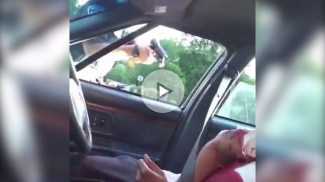 Un policía mata a un hombre negro en Minnesota y su novia lo emite en directo