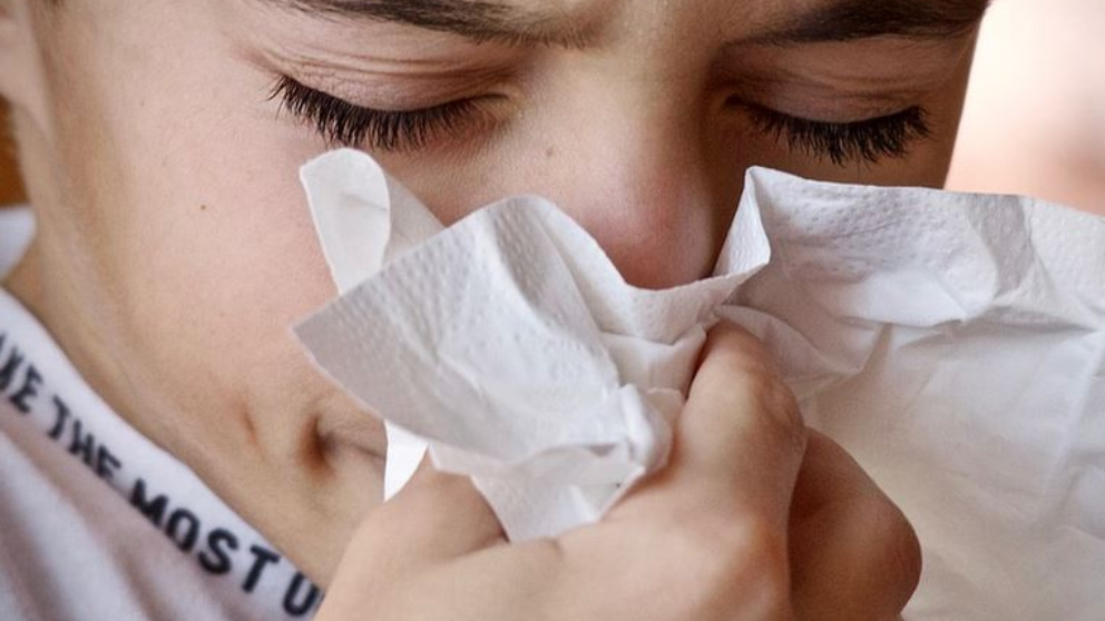 Por qué no conviene detener un estornudo