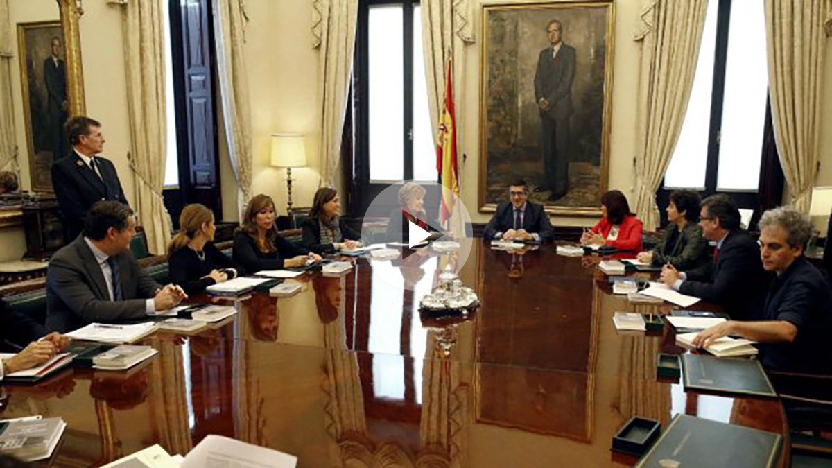 Primera reunión de la Mesa del Congreso. (Foto:EFE)