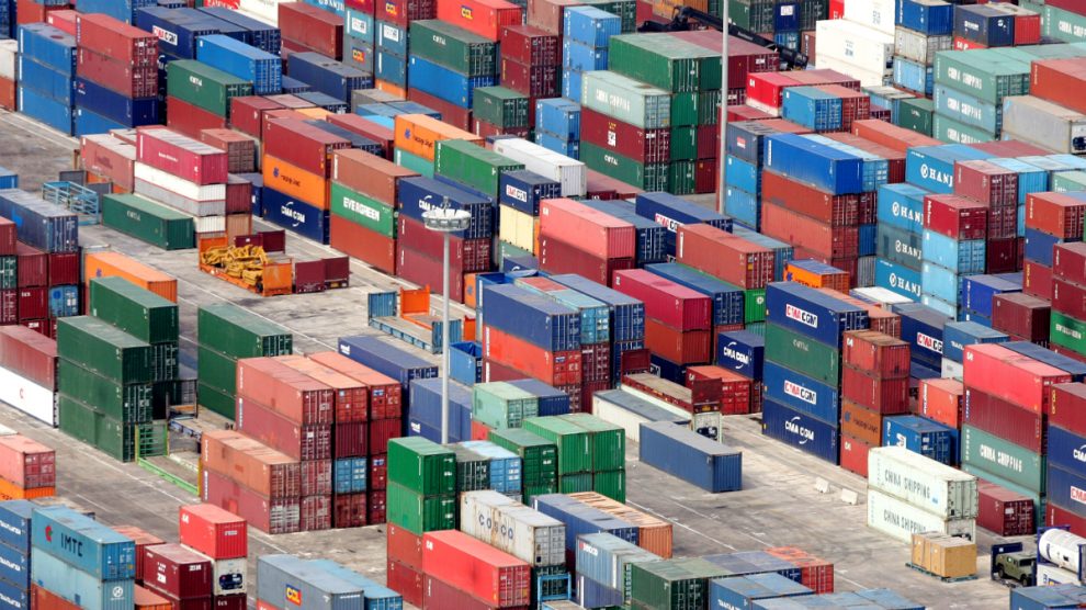 Contenedores en el puerto de Valencia (Foto: GETTY).