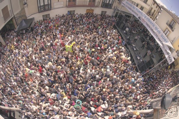 Uno de los escenarios ubicados en el casco urbano de Aranda de Duero. (Foto: Sonorama Ribera)