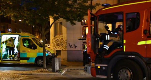 Artificieros contra explosivos, ambulancias y bomberos han acordonado la zona de la explosión en Malmö.