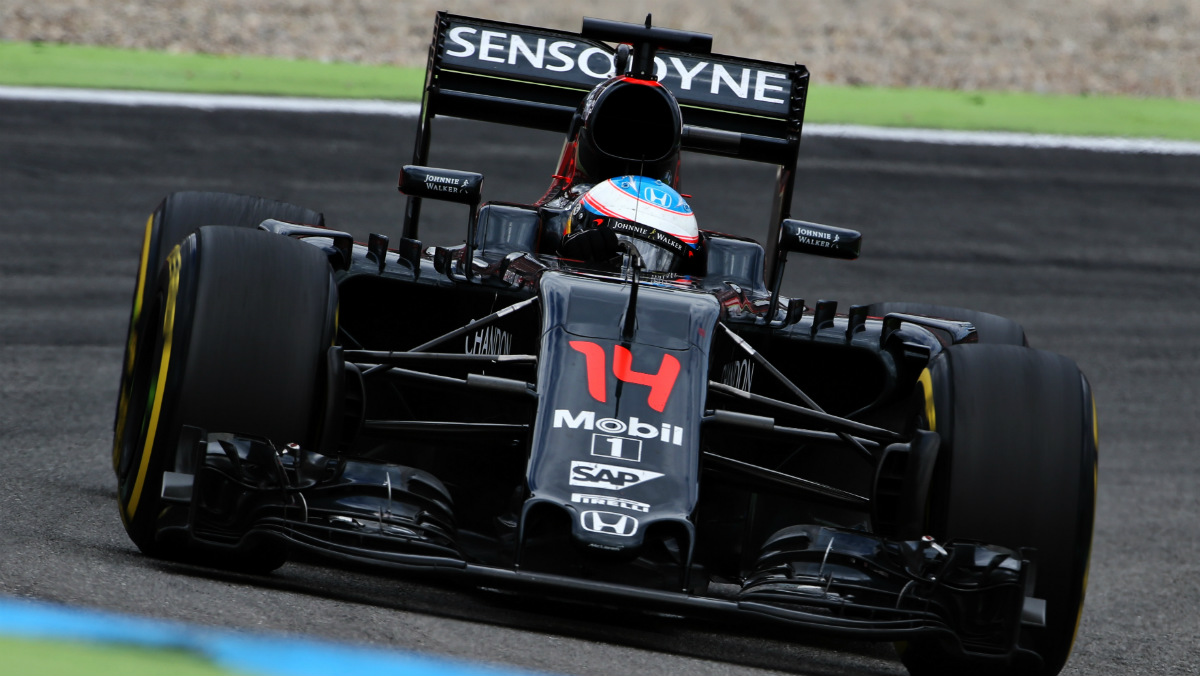 Fernando Alonso y su McLaren-Honda durante el GP de Alemania. (Getty)