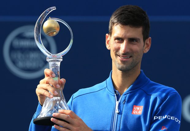 Novak Djokovic celebra un título. (Getty)