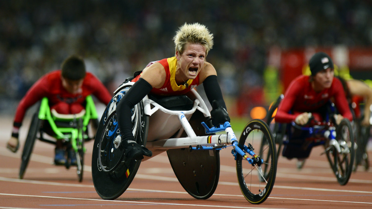 Marieke Vermoort gana el oro en los Paralímpicos de Londres. (AFP)