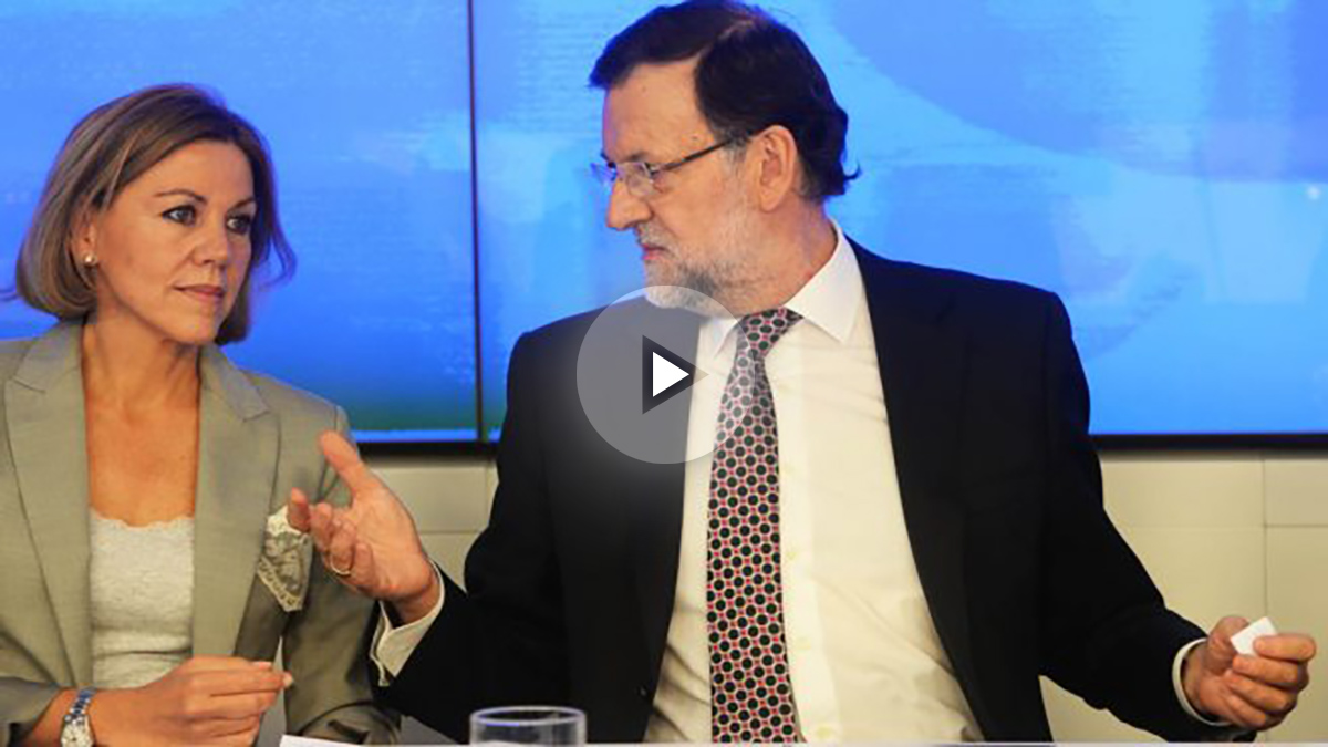 Mariano Rajoy en una ejecutiva del PP junto a Cospedal. (Foto: Getty)