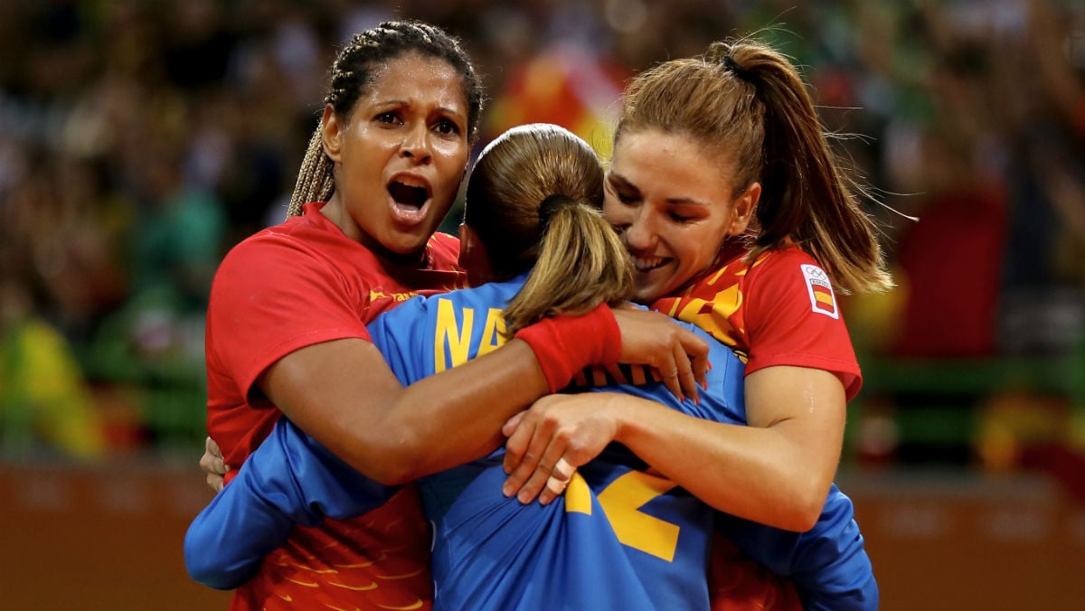 Las ‘guerreras’ celebran el pase a cuartos en Río. (Getty)