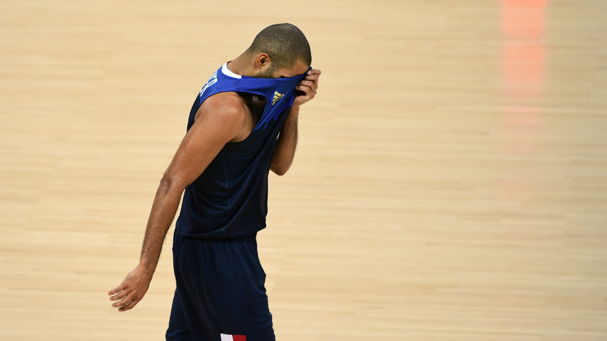 Tony Parker, totalmente frustrado contra España. (AFP)