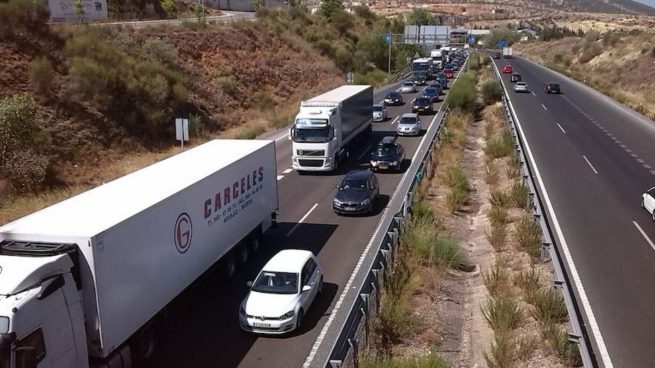 Retenciones kilométricas en la A-92 a la altura de Loja