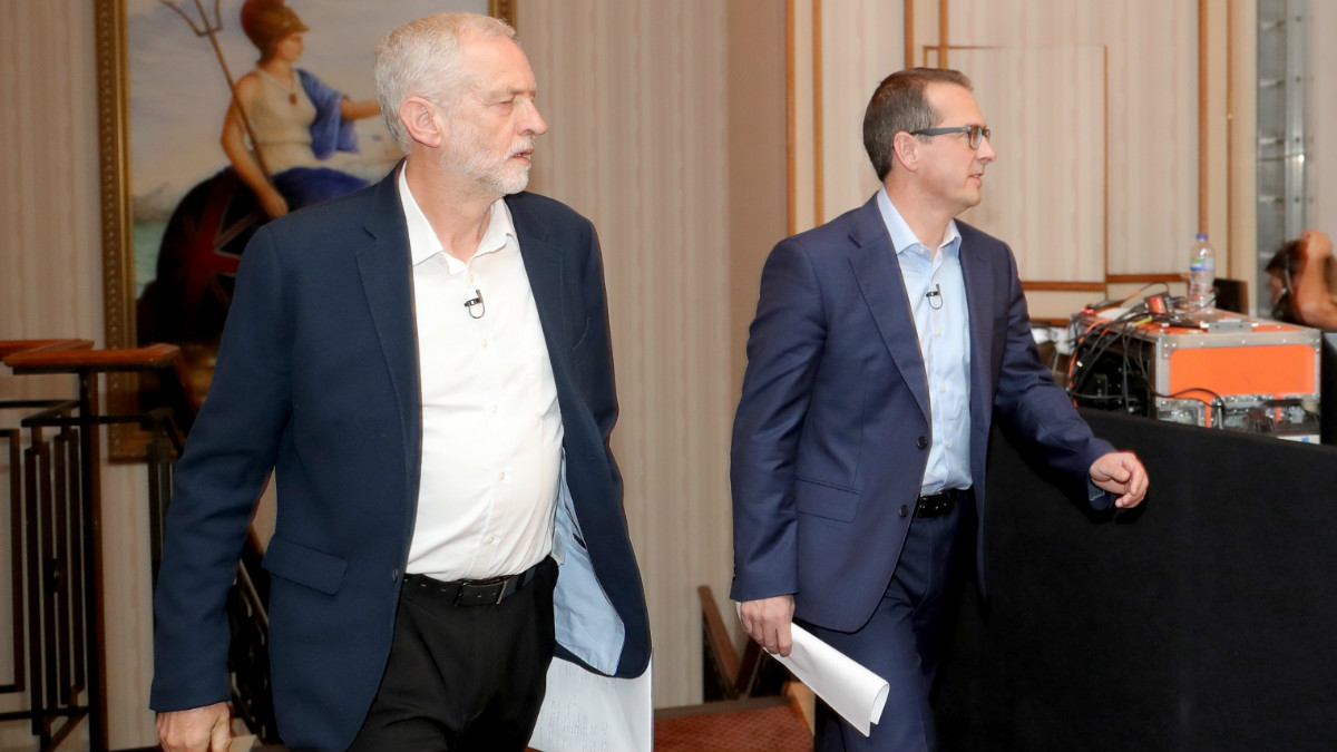 Jeremy Corbyn y Owen Smith se disputan el líderazgo del partido laborista británico. (Foto: Getty)