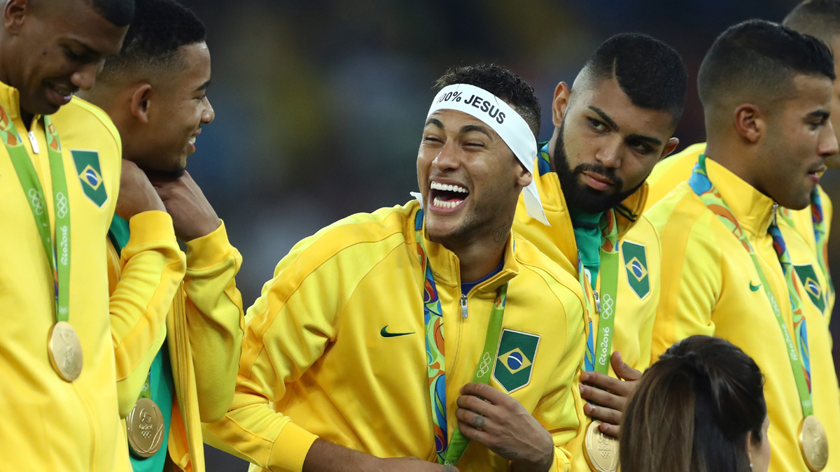 Neymar, celebrando el oro en los Juegos de Río.