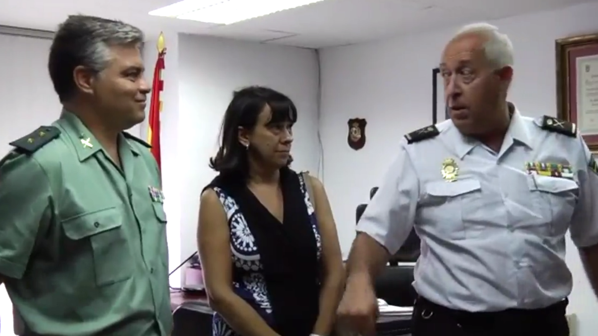 El teniente coronel Castro y el comisario Alfonso Sánchez, en la Jefatura de Policía de Ceuta.