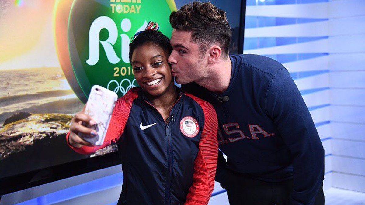 Zac Efron y Simone Biles, una amistad ¿y algo más?