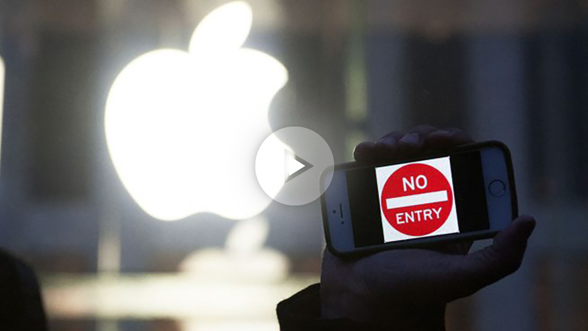 Activistas protestan frente a las sedes de Apple para que no ceda ante el FBI. (Foto: AFP)