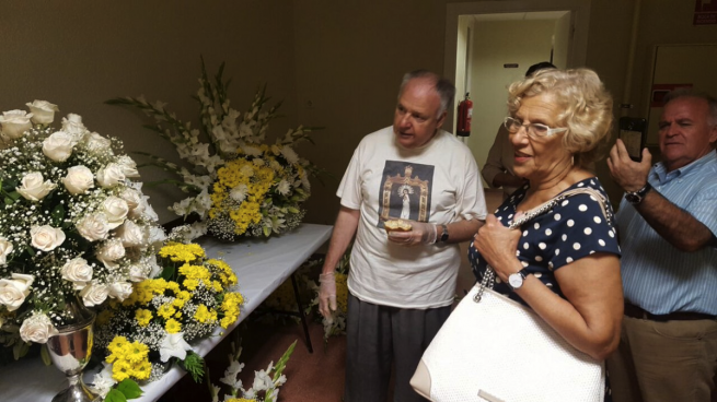 Carmena ‘hace las paces’ con la Iglesia de La Paloma: les promete 100.000 € en rehabilitación