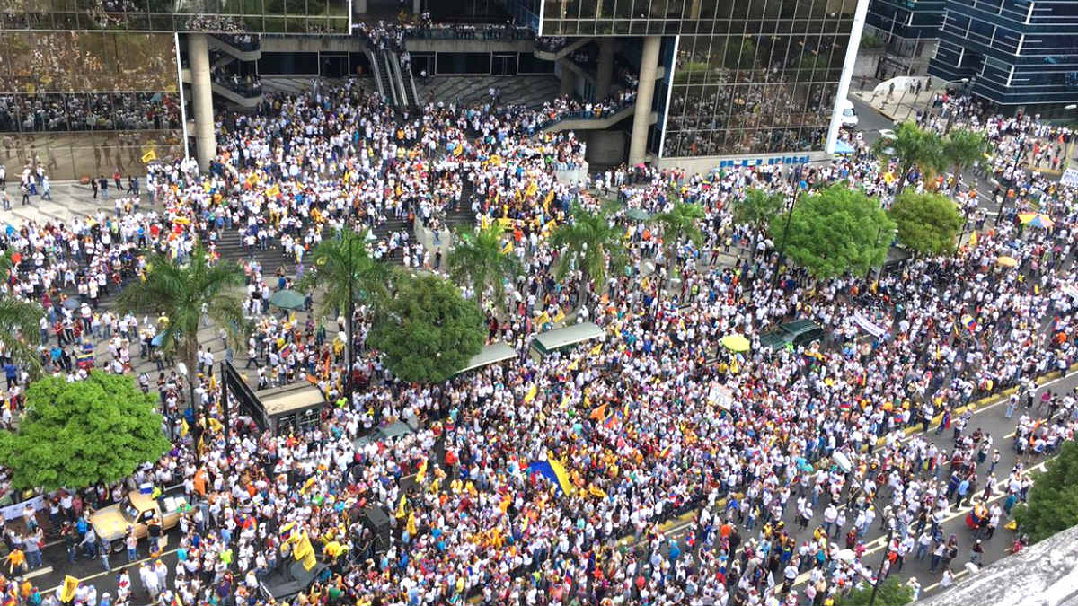 Imagen de la manifestación por las calles de Venezuela.