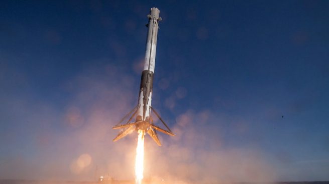 El SpaceX despega con éxito desde California