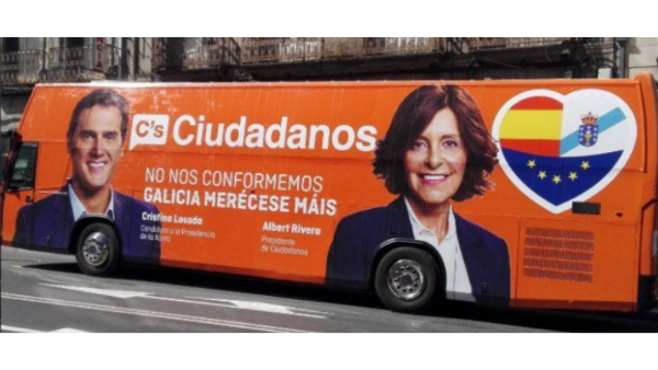 Autobús de campaña de Ciudadanos en Galicia. (Foto: @jmarcos78)