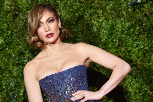NEW YORK, NY - JUNE 07: (EDITORS NOTE: Image has been processed using digital filters.) Jennifer Lopez attends the 2015 Tony Awards at Radio City Music Hall on June 7, 2015 in New York City. (Photo by Mike Coppola/Getty Images for Tony Awards Productions)