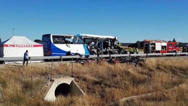 Al menos un muerto y siete heridos graves en un accidente de autobús en Soria