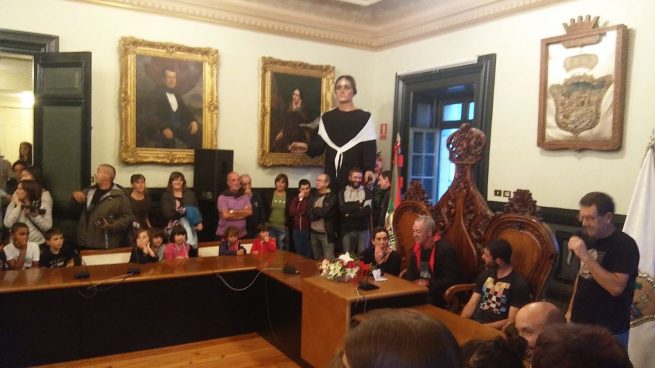 El PNV sienta en el sillón del alcalde en Lequeitio a un etarra que pasó 16 años en la cárcel