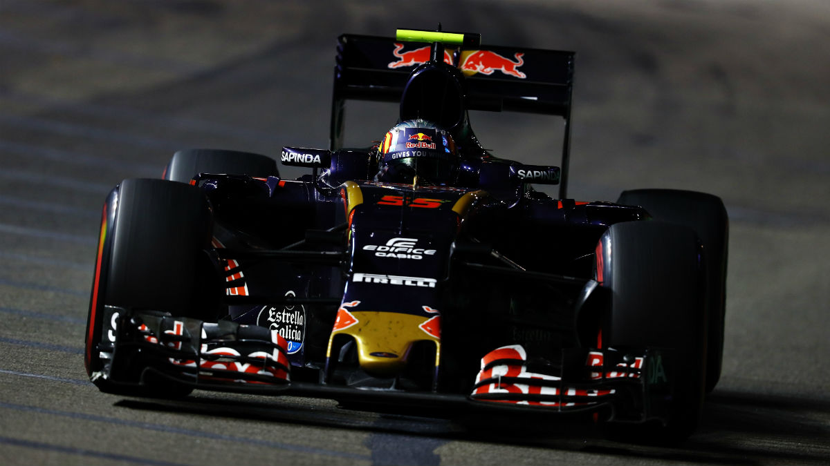 Carlos Sainz se muestra indignado por el trato recibido por los comisarios durante el Gran Premio de Singapur. (Getty)