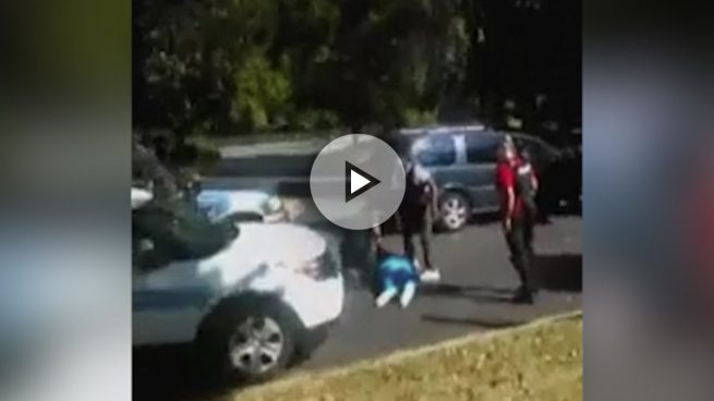 El vídeo en el que los policías de Charlotte tirotean a un hombre de color
