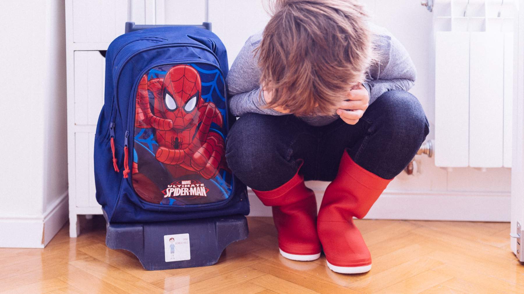 Qué es mejor para los niños: mochila con o sin?