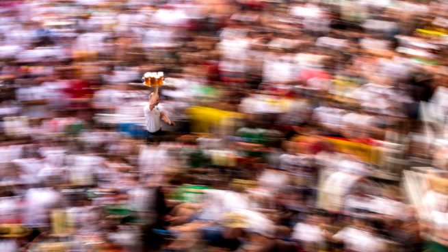 Los españoles consumen de media seis cervezas a la semana