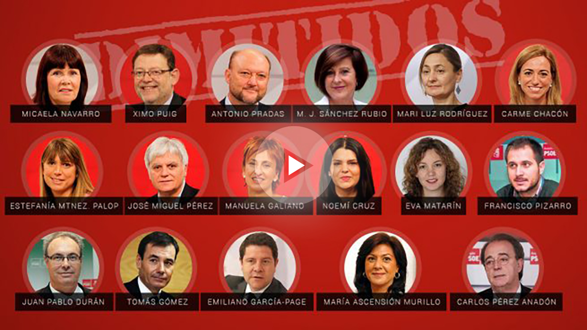 Imagen con los 17 miembros de la Ejecutiva que han presentado su dimisión.