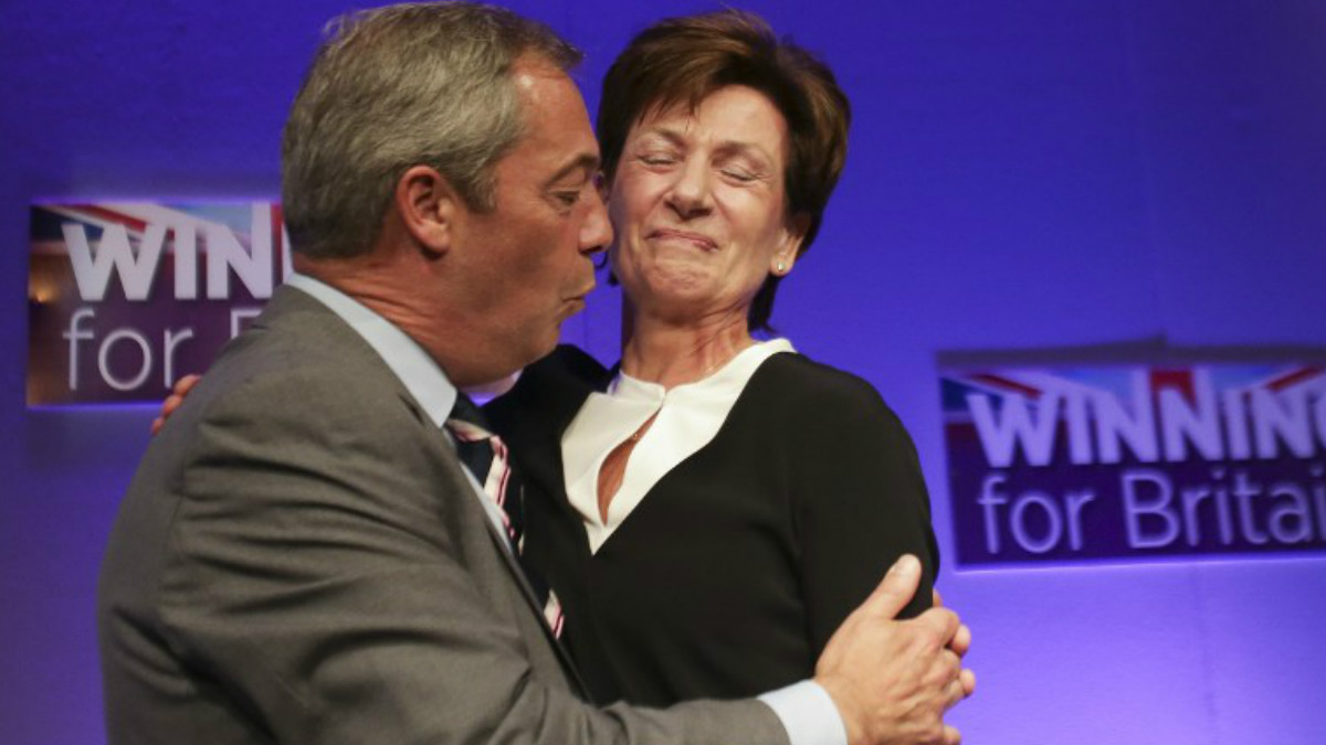 Nigel Farage y Diane James (Foto: AFP)