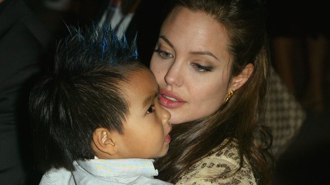 Angelina Jolie abandona su casa con sus hijos en mitad de la noche