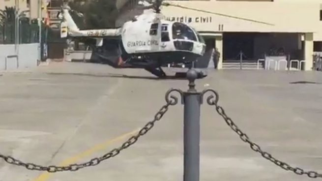 Un helicóptero de la Guardia Civil sufre un accidente en una exhibición en Las Palmas