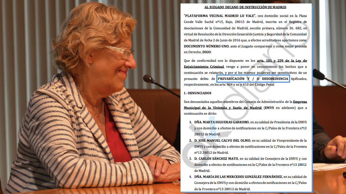 La alcaldesa junto a la denuncia por regular okupaciones. (Foto Madrid)