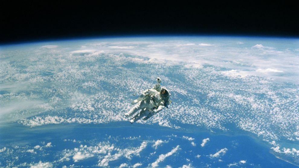 Descubre curiosidades sobre el hombre en el espacio que te sorprenderán