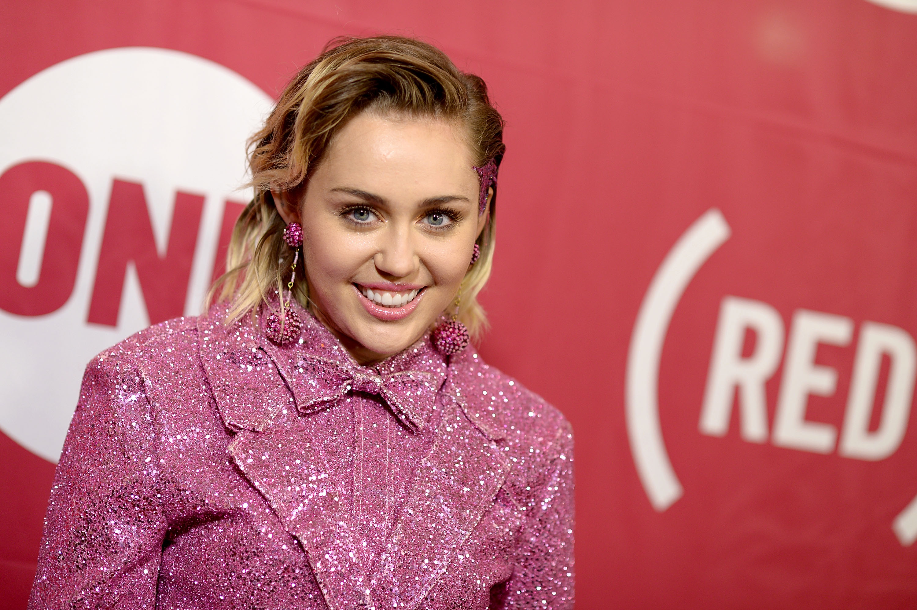 Miley Cyrus asegura en una entrevista que es pansexual