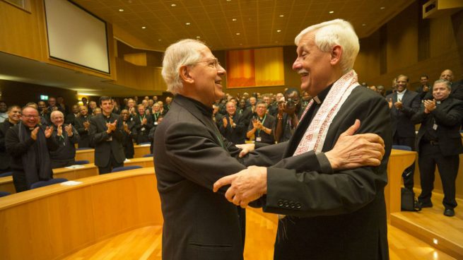 El venezolano Arturo Sosa es el nuevo ‘papa negro’ elegido por los Jesuitas