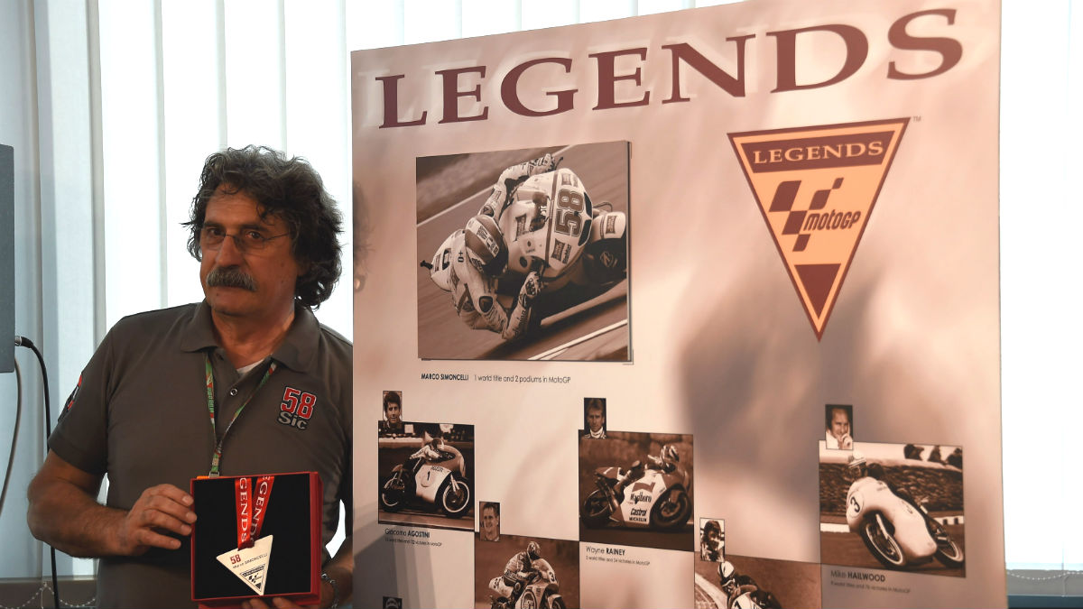 Paolo Simoncelli se ha cebado contra Jorge Lorenzo opinando sobre su salto a Ducati. (Getty)