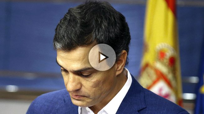 Sánchez deja su escaño llorando y anuncia que se presentará a las primarias