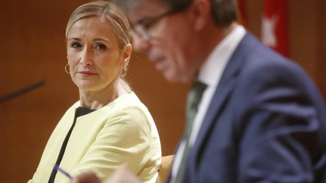 El gobierno regional recuerda la denuncia de la Guardia Civil a Ruiz-Huerta y la «beca black» de Errejón