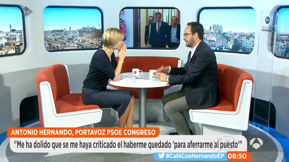 Susanna Griso entrevista a Antonio Hernando en ‘Espejo Público’.