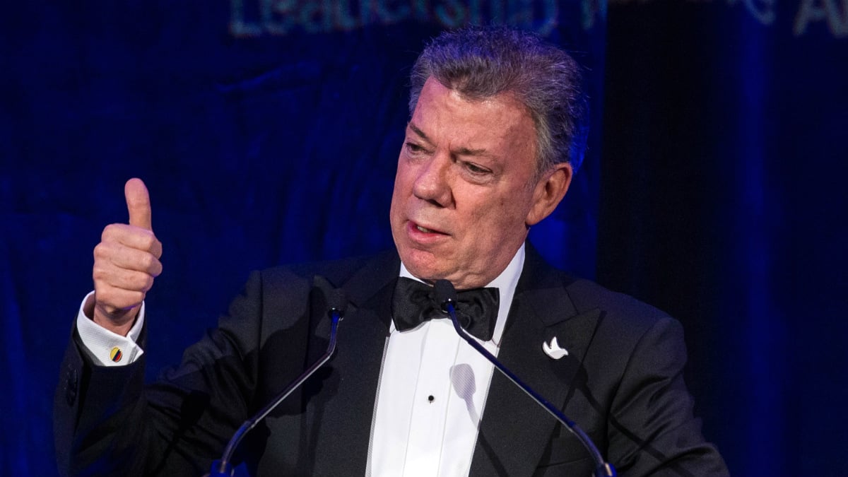 Juan Manuel Santos, presidente de Colombia, durante una gala en Washington. (AFP)