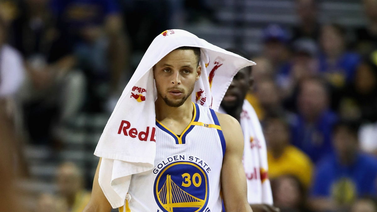 Curry, en un partido de los Warriors. (Getty)