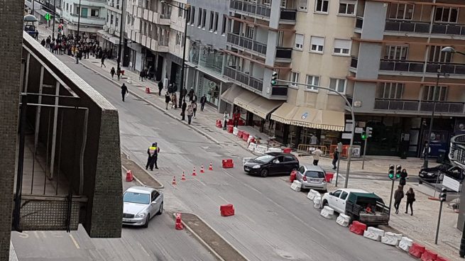 Una amenaza de bomba obliga a evacuar varios edificios en Lisboa