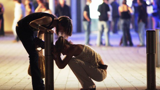 Desalojada en Madrid una discoteca con exceso de aforo y más de 100 menores con acceso a alcohol