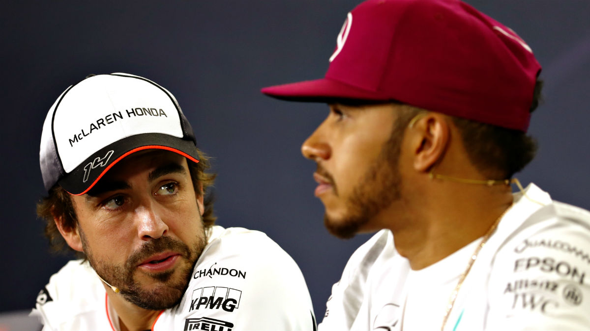 Lewis Hamilton no ha vetado el fichaje de Fernando Alonso por Mercedes. (Getty)